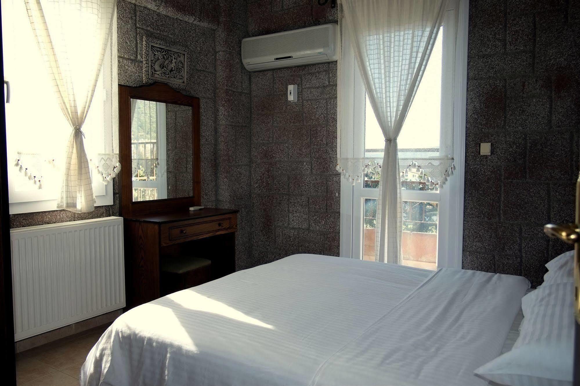 Babylon Gardens Apart Suite Menderes Exterior foto